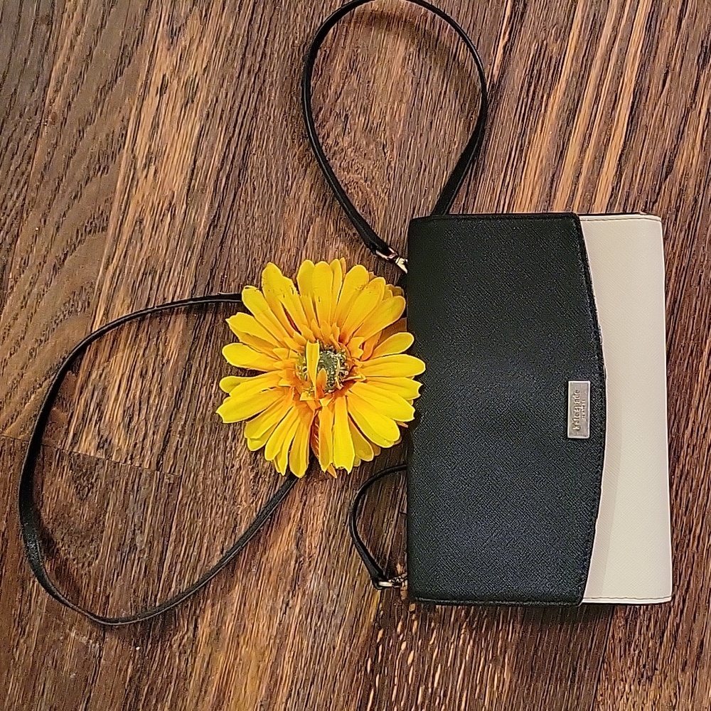 Kate Spade women's "on the go" Morgan leather crossbody with bi fold